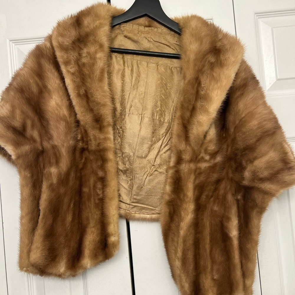 Fur shawl